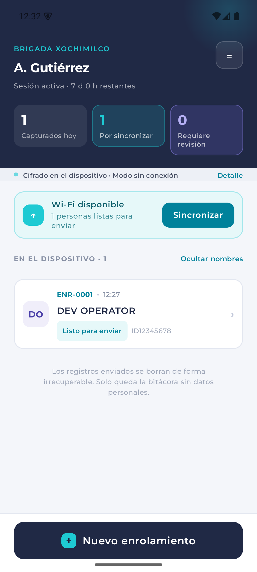 Cola de enrolamientos con métricas de brigada y expedientes pendientes